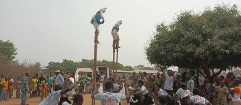 Stilt walkers celebrate Mother Tongue Day 2022